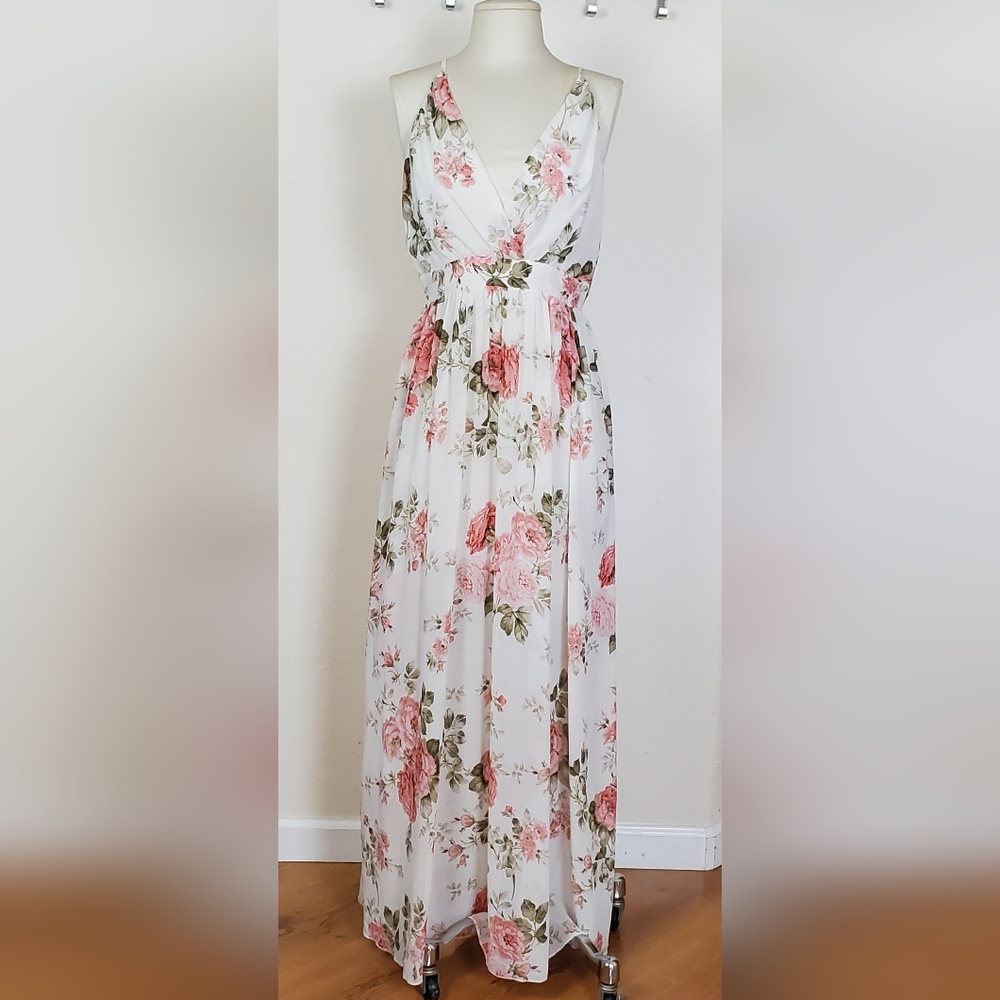 Floral Cream Maxi Dress • L •